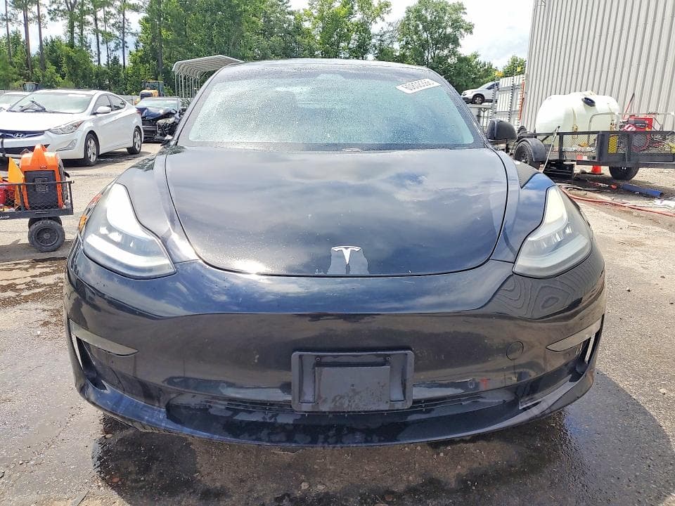 2018 TESLA MODEL 3 5