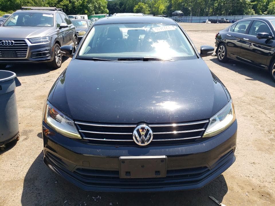 2017 VOLKSWAGEN JETTA SE 5