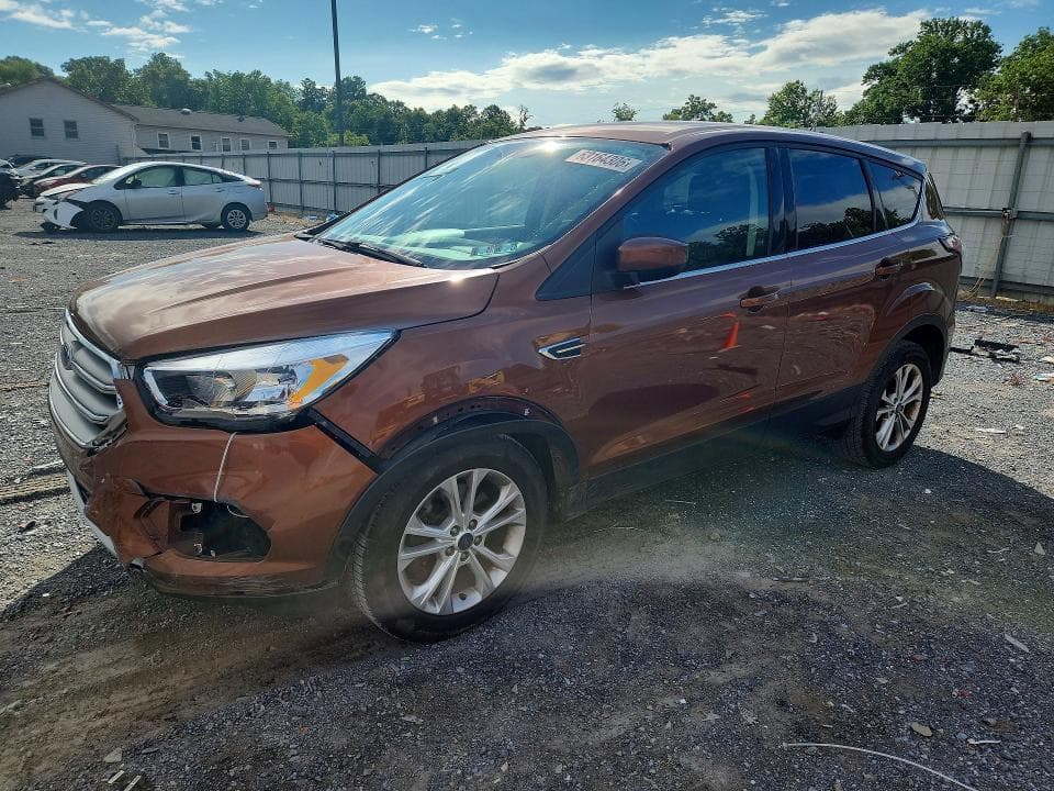 2017 FORD ESCAPE SE - 1