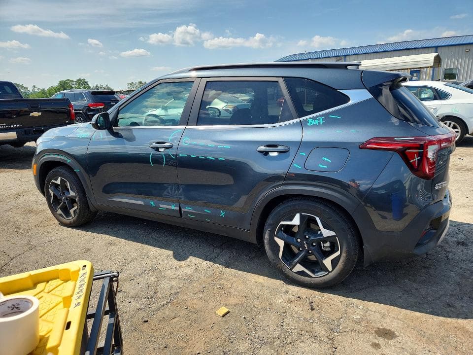 2025 KIA SELTOS EX 2