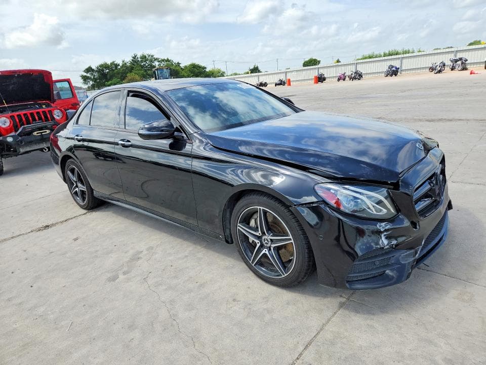 2018 MERCEDES-BENZ E 300 300 4
