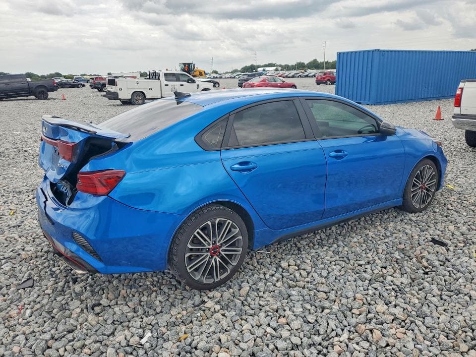2023 KIA FORTE GT 3