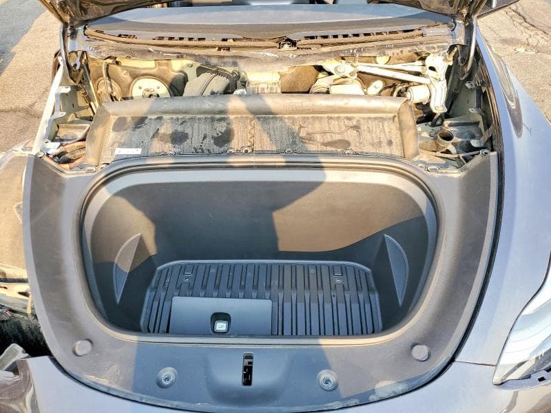 2024 TESLA MODEL Y 11