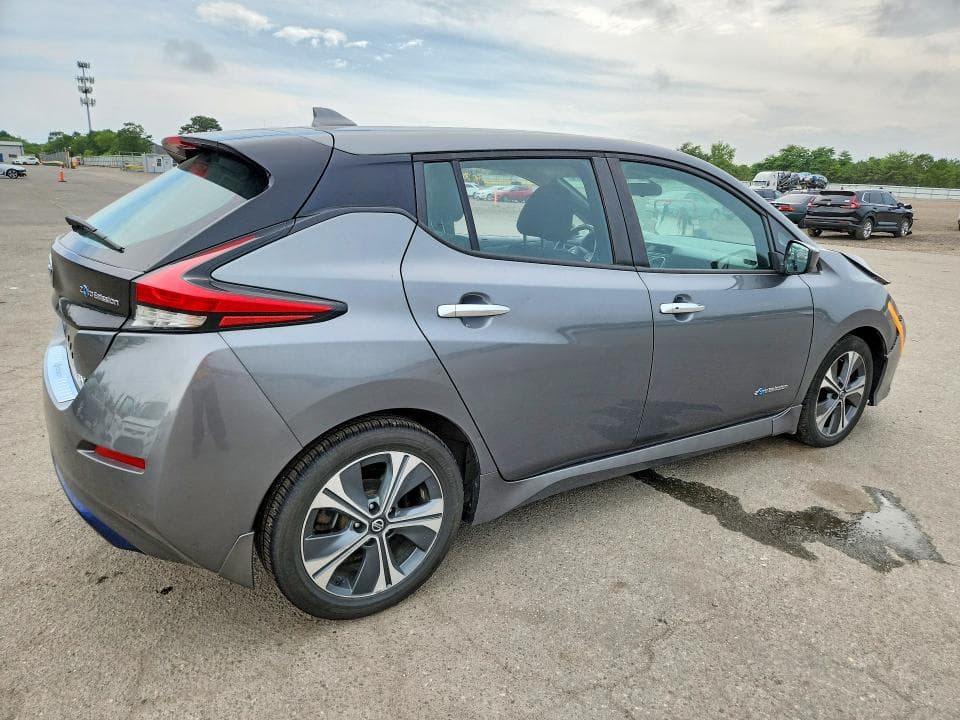 2019 NISSAN LEAF SV 3