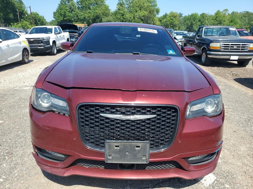 2018 CHRYSLER 300 S 5