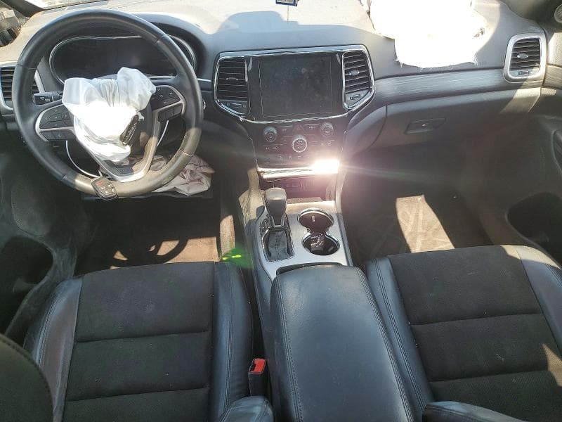2019 JEEP GRAND CHEROKEE LAREDO 8