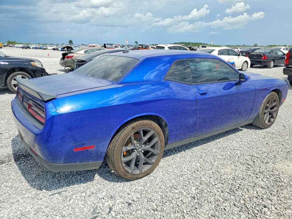 2020 DODGE CHALLENGER SXT 3