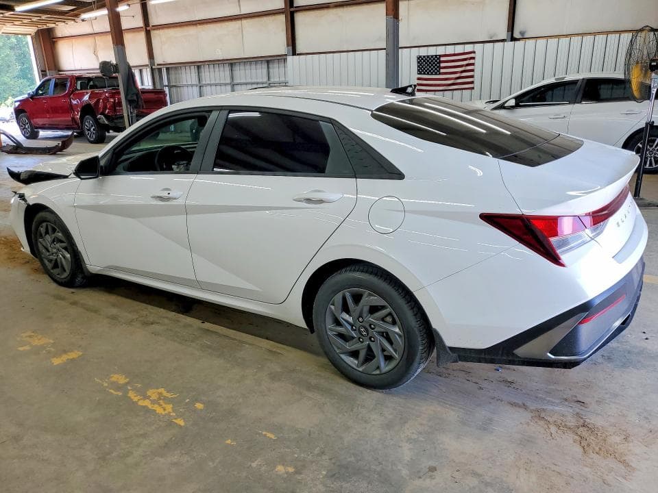 2024 HYUNDAI ELANTRA SEL 2