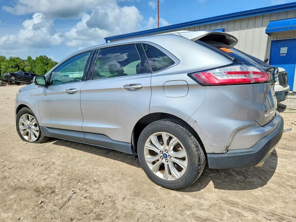 2022 FORD EDGE TITANIUM 2