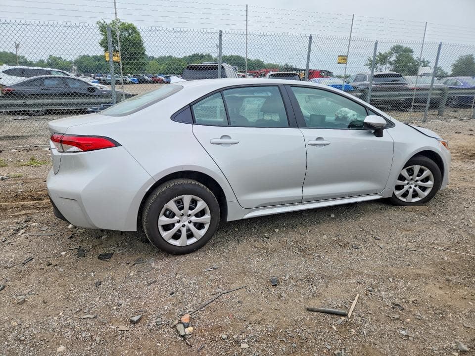 2026 TOYOTA COROLLA LE 3