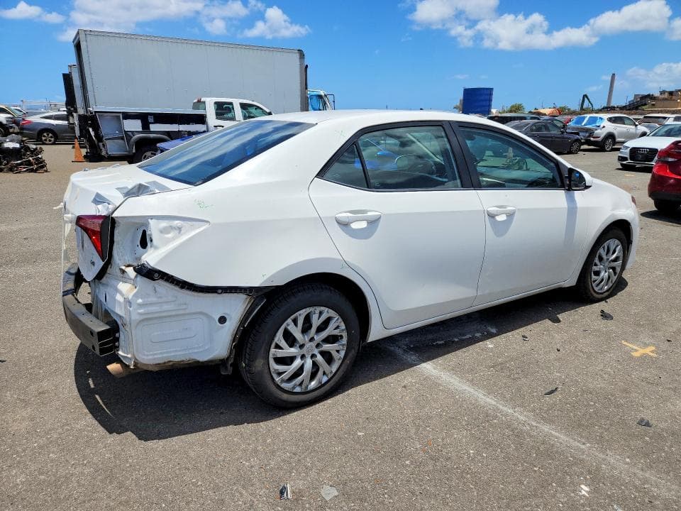 2018 TOYOTA COROLLA L 3