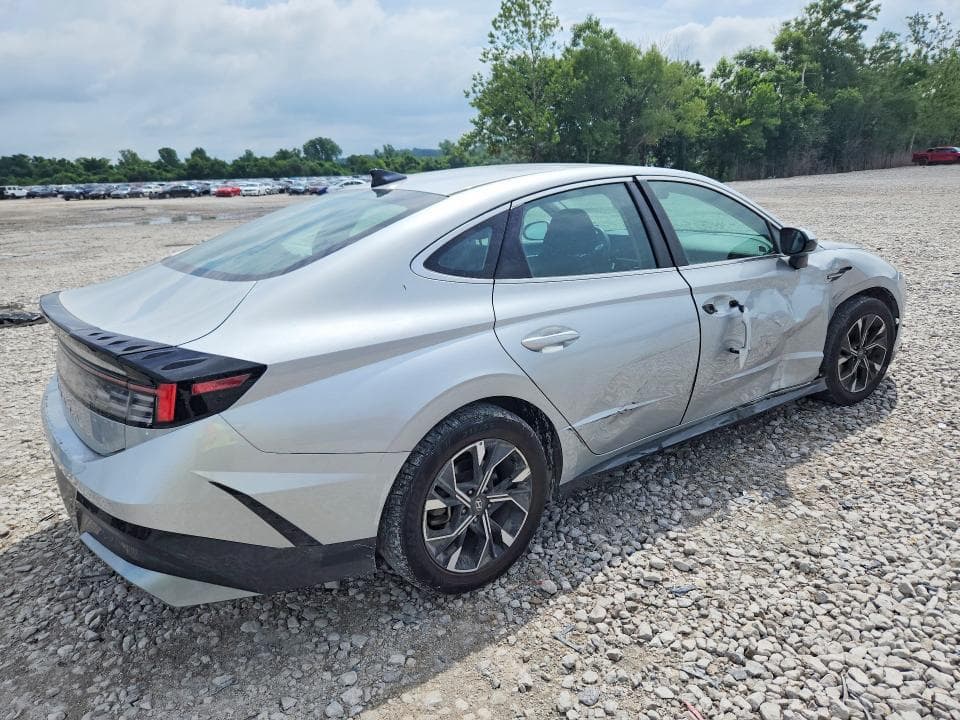 2024 HYUNDAI SONATA SEL 3