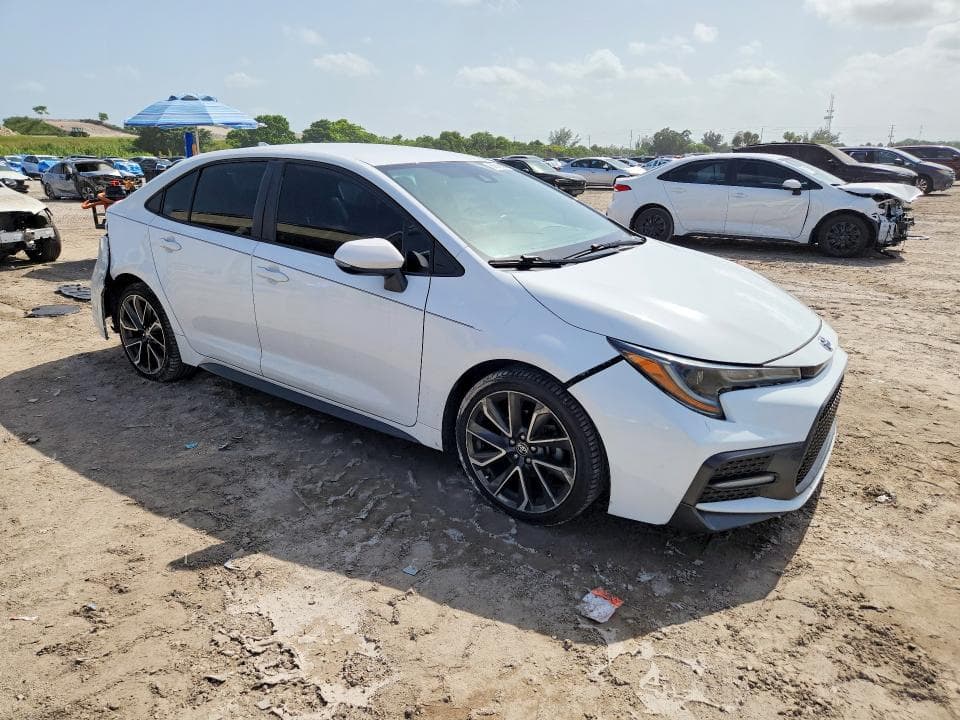 2020 TOYOTA COROLLA SE 4