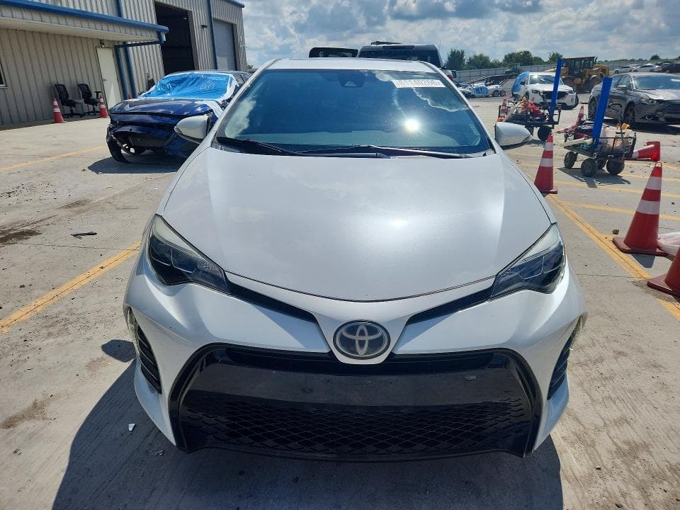 2017 TOYOTA COROLLA SE 5