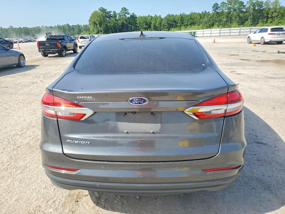 2020 FORD FUSION SE 6