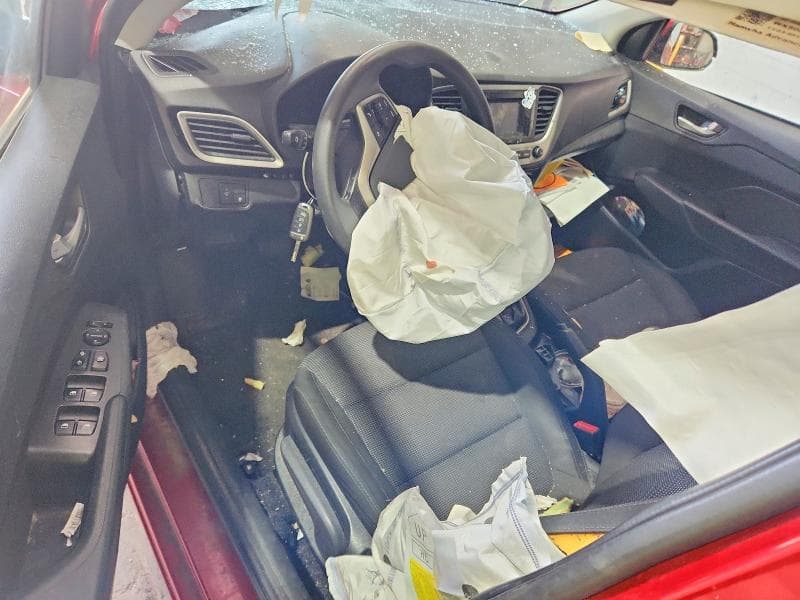 2020 HYUNDAI ACCENT SE 8
