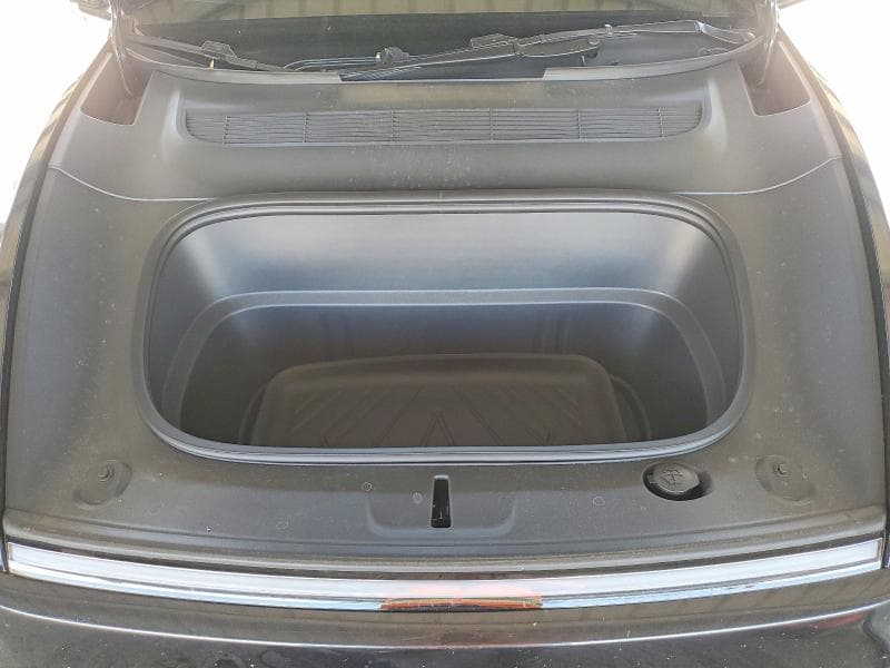 2026 TESLA MODEL Y 11