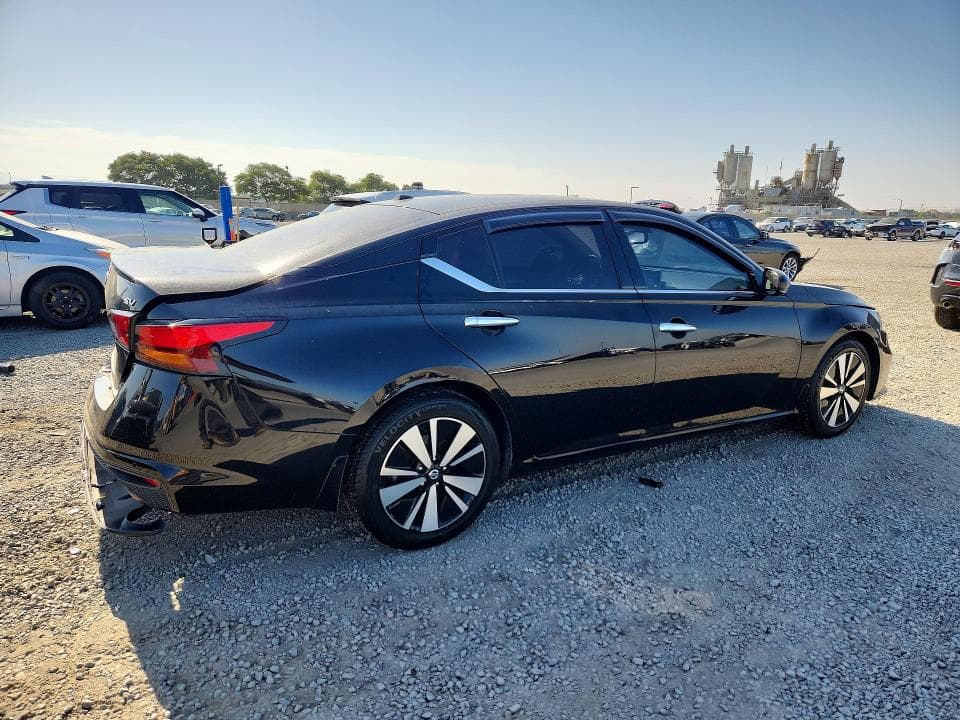 2020 NISSAN ALTIMA SV 3