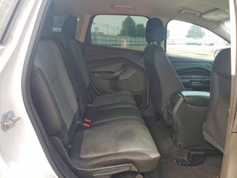 2017 FORD ESCAPE S 11