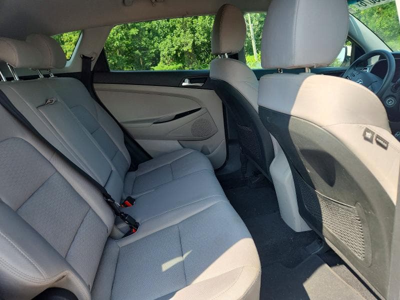 2020 HYUNDAI TUCSON SE 11