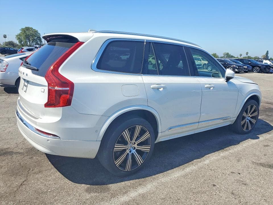 2024 VOLVO XC90 PLUS 3