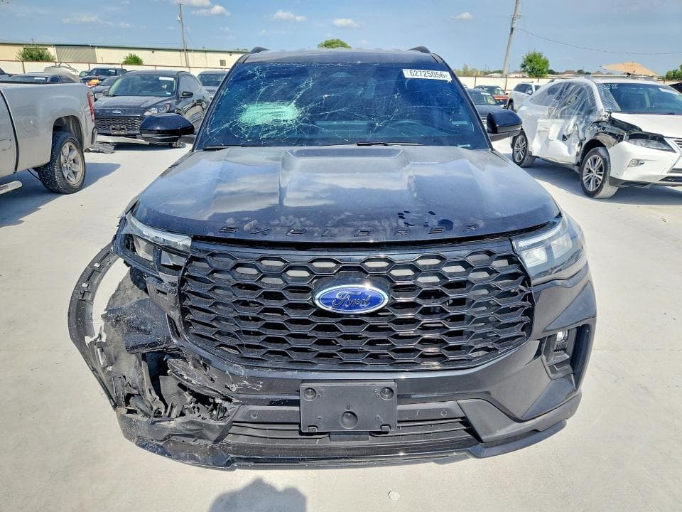 2025 FORD EXPLORER ST-LINE 5