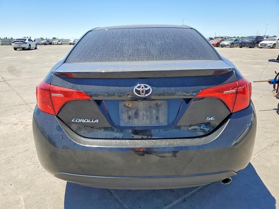 2018 TOYOTA COROLLA SE 6