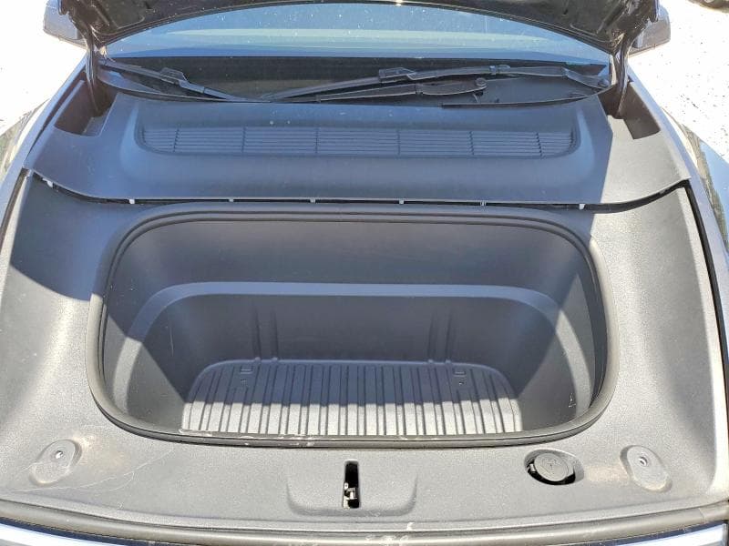 2026 TESLA MODEL Y 11