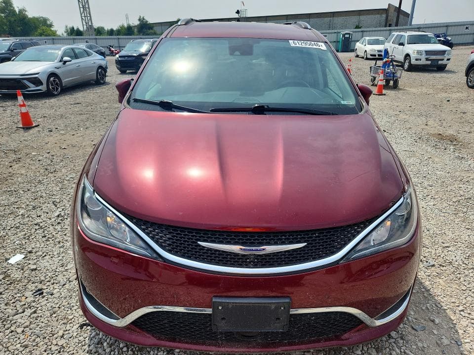 2019 CHRYSLER PACIFICA TOURING L 5