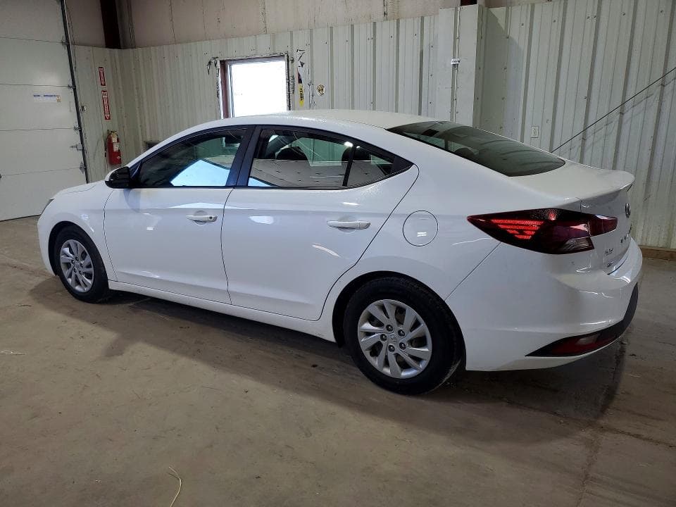 2019 HYUNDAI ELANTRA SE 2