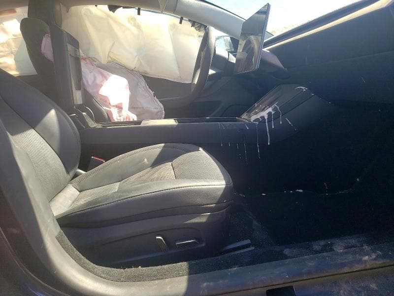 2026 TESLA MODEL 3 7