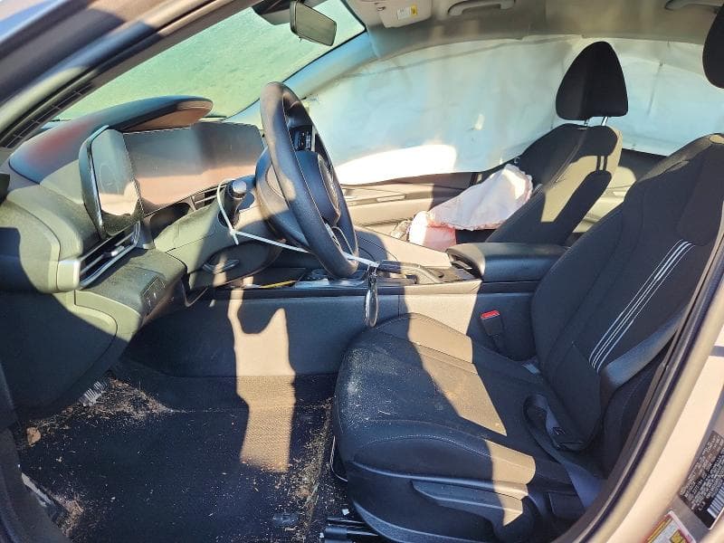 2024 HYUNDAI ELANTRA 7