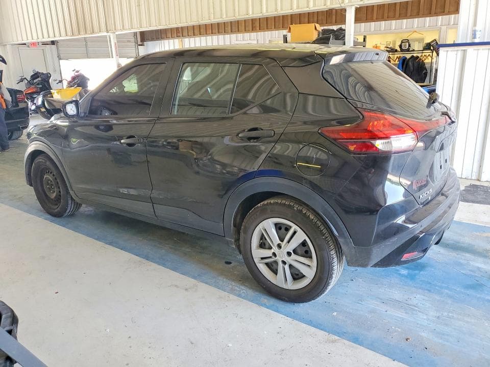 2021 NISSAN KICKS S 2