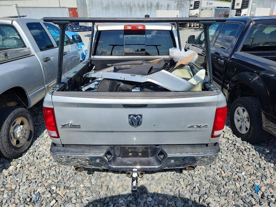 2017 RAM 1500 SLT 6