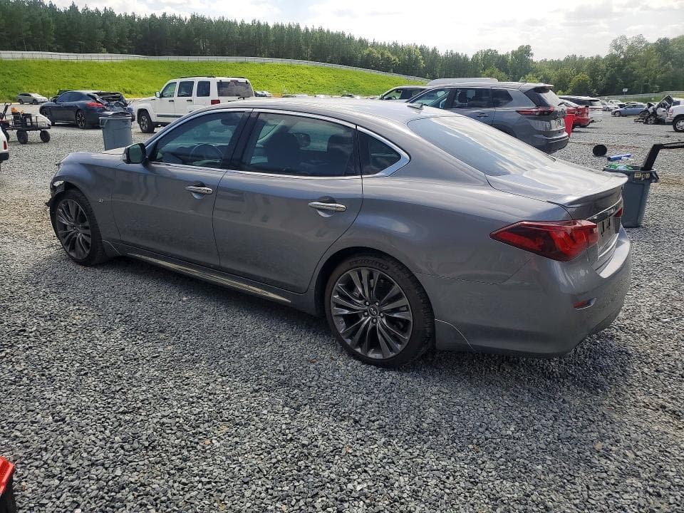 2018 INFINITI Q70L 3.7 LUXE 2