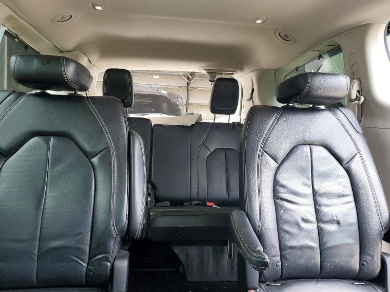 2022 CHRYSLER PACIFICA TOURING L 10
