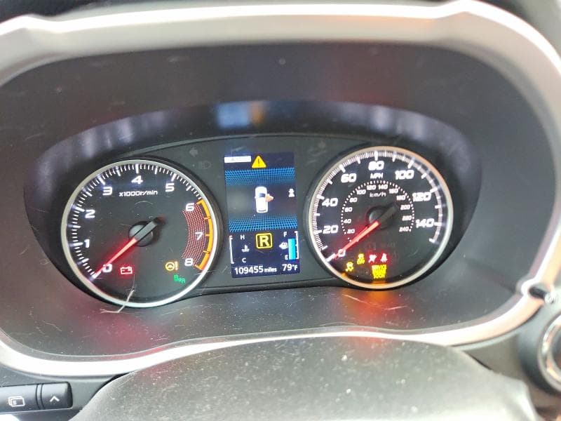 2019 MITSUBISHI ECLIPSE CROSS SE 9