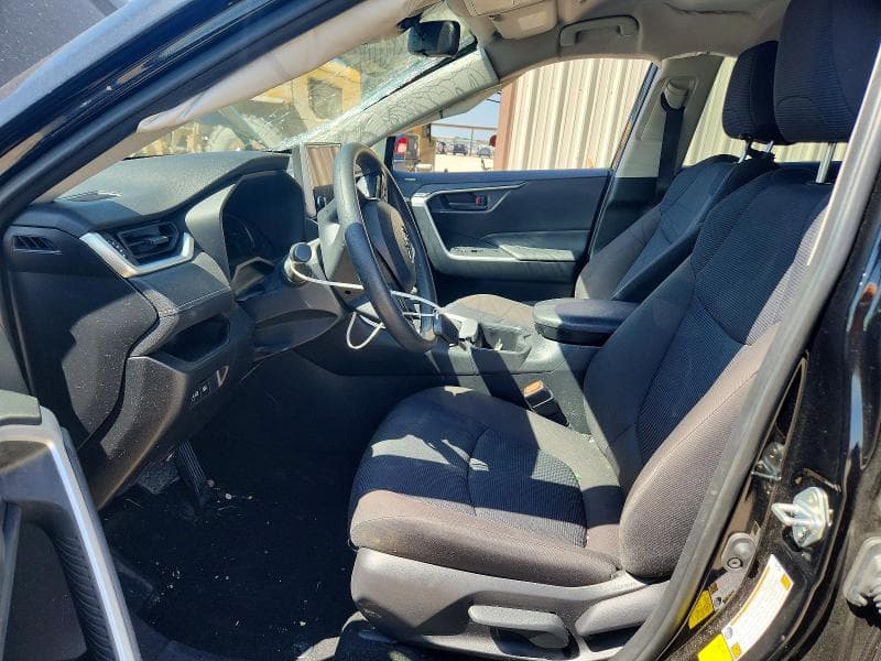 2025 TOYOTA RAV4 LE 7
