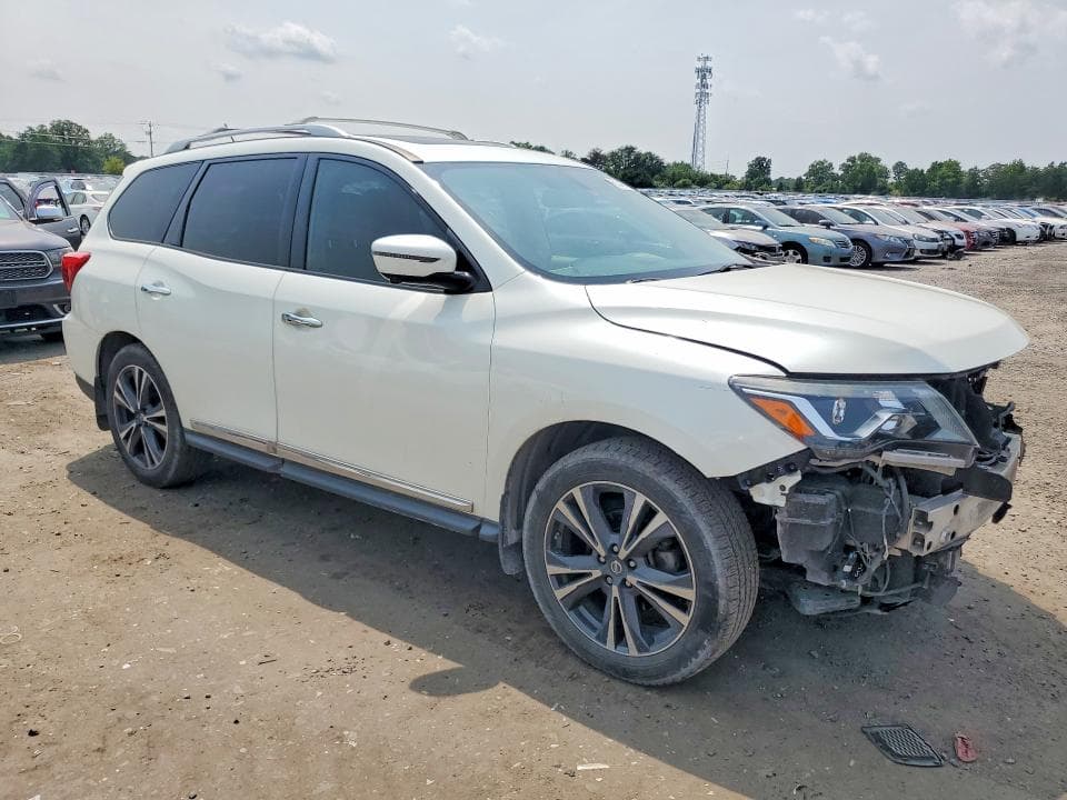 2017 NISSAN PATHFINDER PLATINUM 4