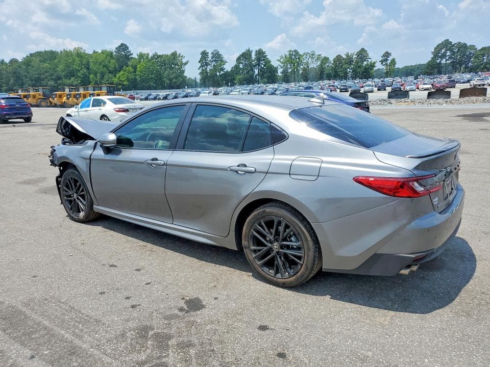 2026 TOYOTA CAMRY SE 2