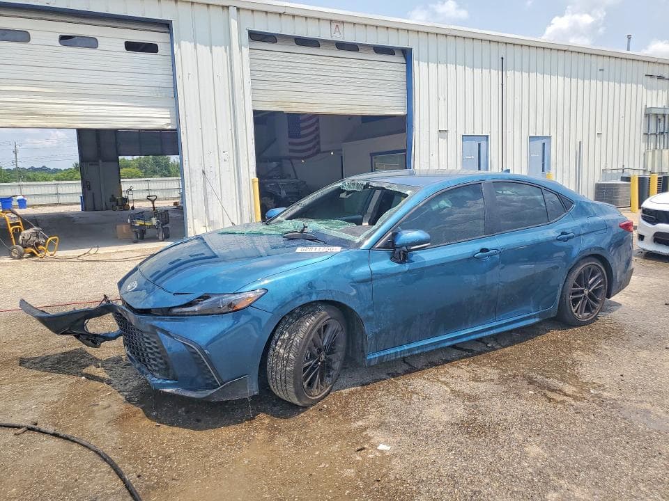 2026 TOYOTA CAMRY SE - 1