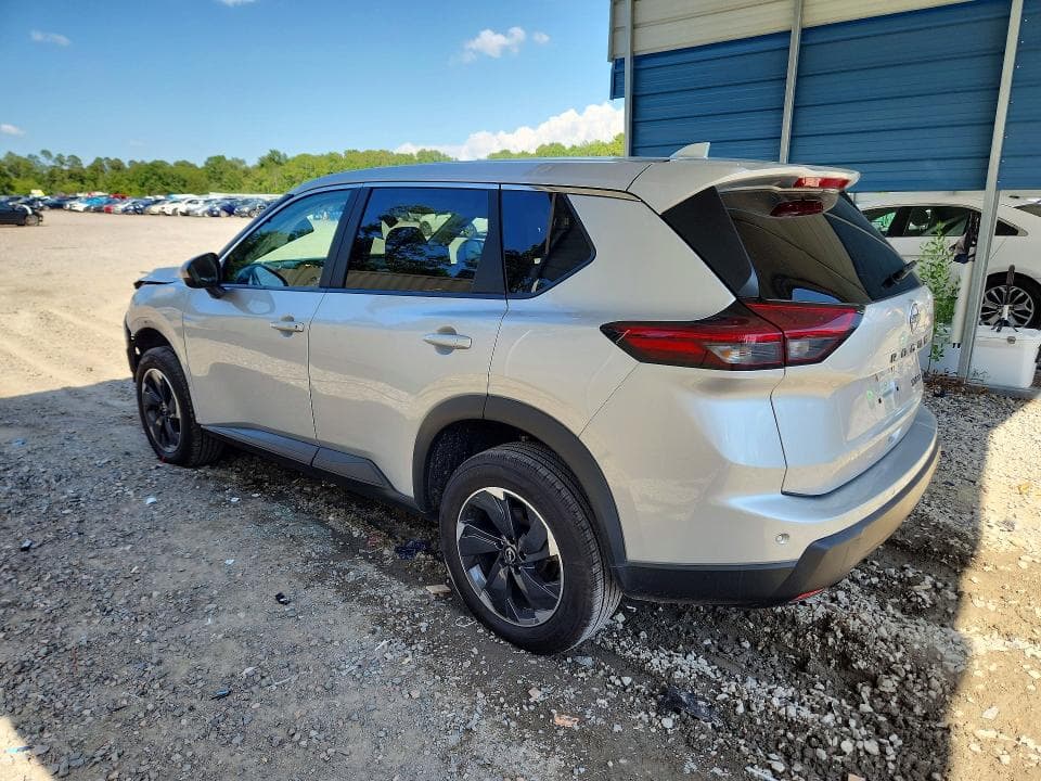 2024 NISSAN ROGUE SV 2