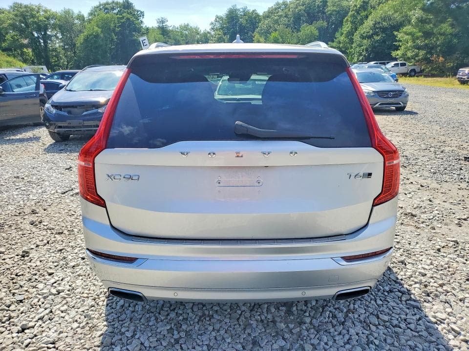 2017 VOLVO XC90 T6 6