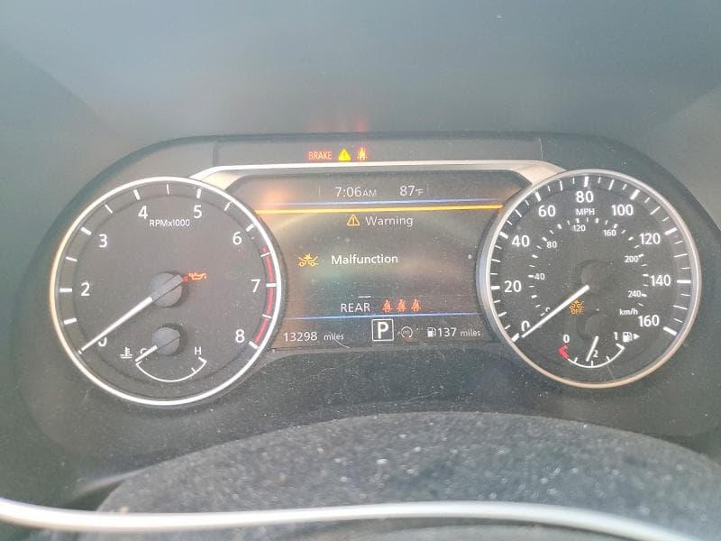 2024 NISSAN SENTRA SR 9