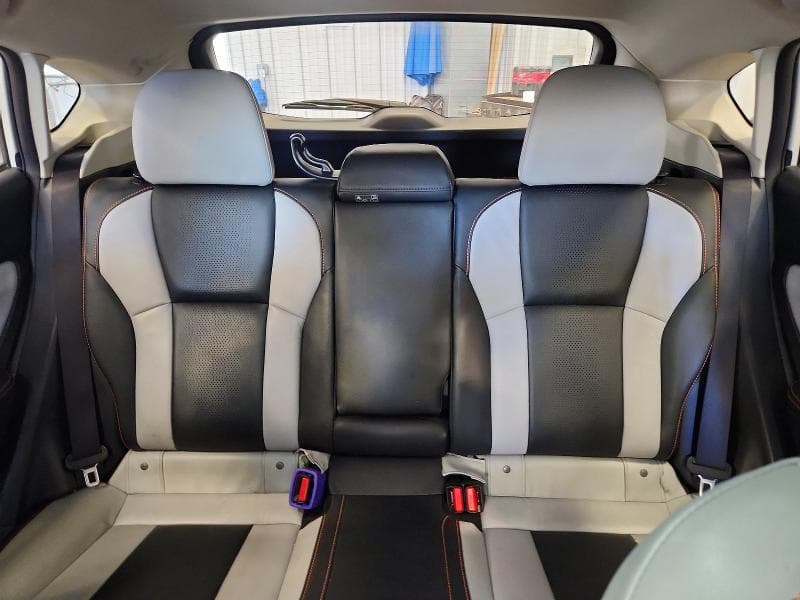 2019 SUBARU CROSSTREK LIMITED 10