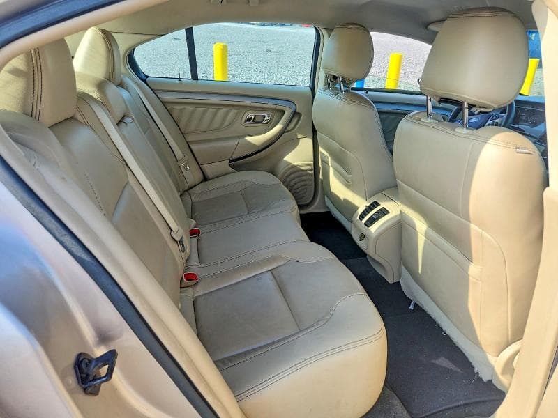 2017 FORD TAURUS SEL 10