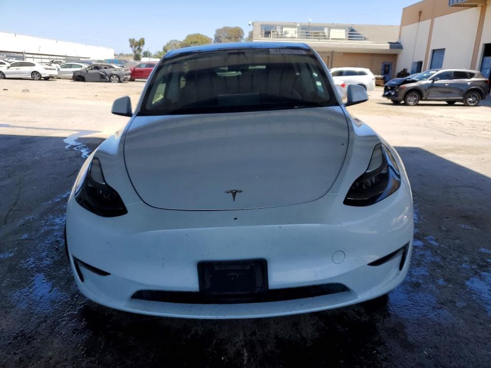 2023 TESLA MODEL Y 5