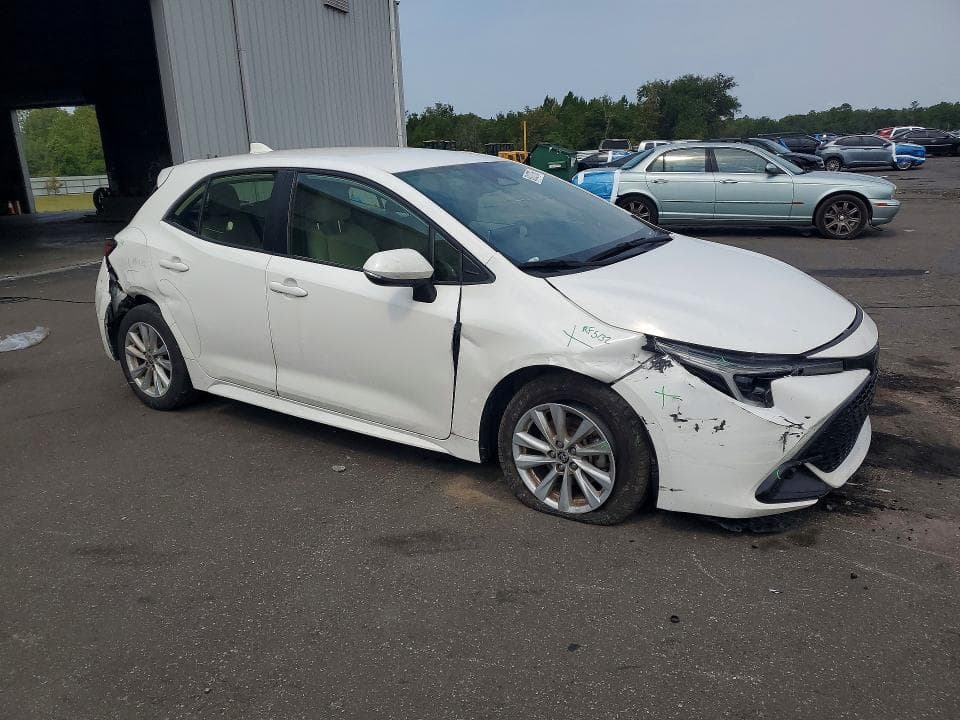 2023 TOYOTA COROLLA HATCHBACK SE 4