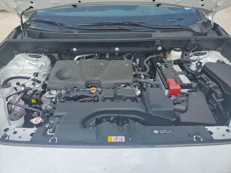 2025 TOYOTA RAV4 XLE PREMIUM 11
