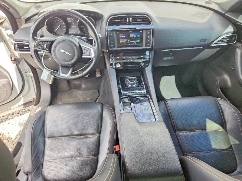 2018 JAGUAR F-PACE PRESTIGE 8